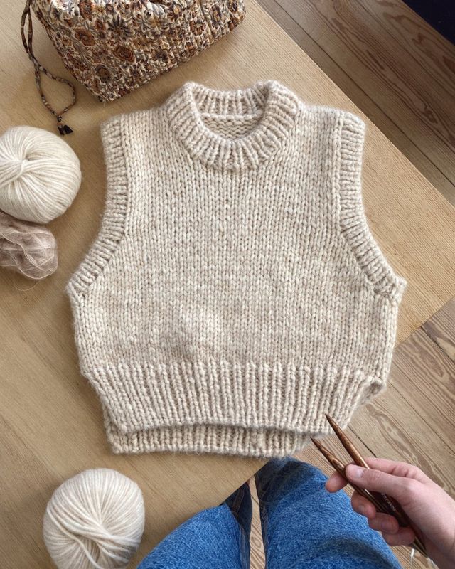 Holiday Slipover - Petiteknit